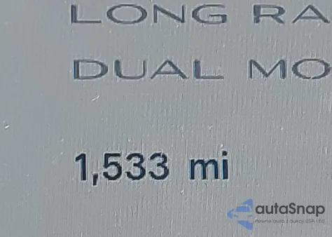 2025 Tesla Model 3 Long Range All-Wheel Drive z USA, uszkodzony, nr VIN 5YJ3E1EB8SF076911